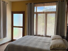 Jabel Tinamit Hotel & Villas