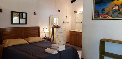 Jabel Tinamit Hotel & Villas