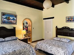 Jabel Tinamit Hotel & Villas