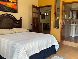 Jabel Tinamit Hotel & Villas