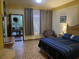 Jabel Tinamit Hotel & Villas