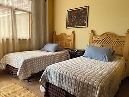 Jabel Tinamit Hotel & Villas