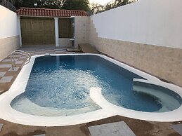 Villa Ensueño - House with Pool & Hot Tub