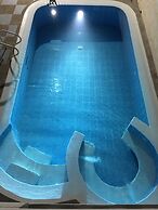 Villa Ensueño - House with Pool & Hot Tub