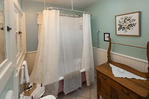 Avery On Prospect Hill Guest House