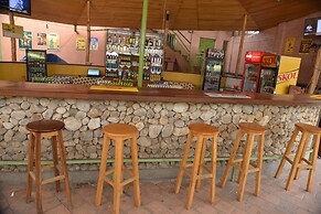 Sawa Sawa Motel