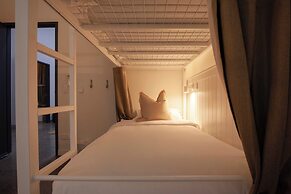 Little Drifter Cairns