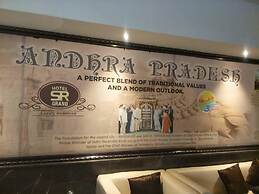 Iroomz Hotel SR Grand