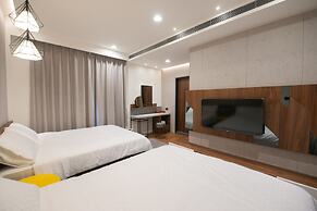 MH48 Hotel