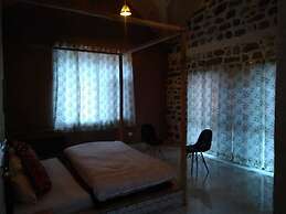 Offbeat Abodes - Tirthan Valley