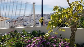 Albufeira One Step into the Water 12