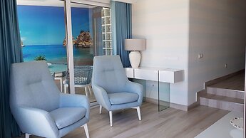 Albufeira One Step into the Water 12