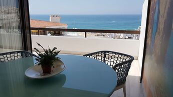 Albufeira One Step into the Water 12