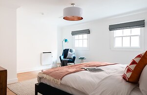 The Oxford Loft - Central & Modern 2bdr Hidden Gem