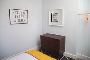 The Old Post Office - Bright & Modern 4bdr Townhouse With Private Gard