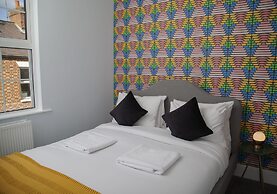 The Old Post Office - Bright & Modern 4bdr Townhouse With Private Gard