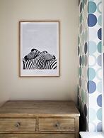 The Old Post Office - Bright & Modern 4bdr Townhouse With Private Gard