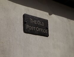 The Old Post Office - Bright & Modern 4bdr Townhouse With Private Gard