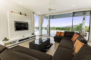 Resort Pool Villa With 5 Bedrooms TS1