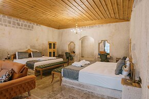 Lunar Cappadocia Hotel