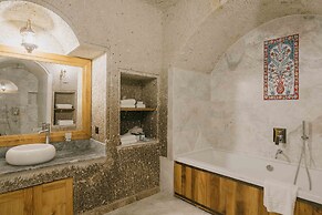 Lunar Cappadocia Hotel