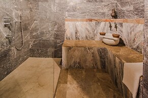 Lunar Cappadocia Hotel