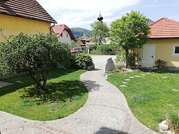 Apartment Heiligenkreuz