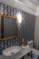 Athenian Yard Suites