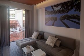 Athenian Yard Suites