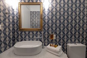 Athenian Yard Suites