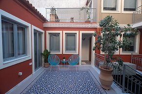 Athenian Yard Suites