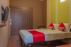 OYO 789 Pelangi Guest House