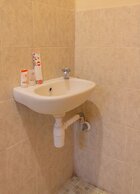 OYO 789 Pelangi Guest House