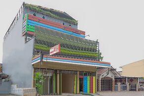 OYO 789 Pelangi Guest House