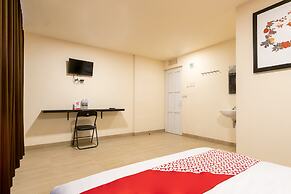 OYO 786 Sutomo Guest House