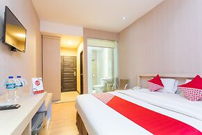 OYO 663 Hotel Sejati