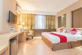 OYO 663 Hotel Sejati