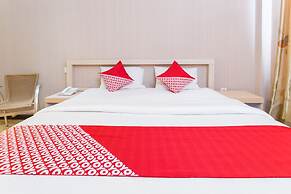 OYO 663 Hotel Sejati