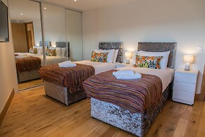 Just Stay Wales – Meridian Quay Penthouses