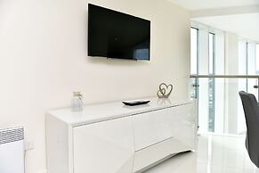 Just Stay Wales – Meridian Quay Penthouses