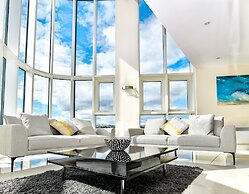 Just Stay Wales – Meridian Quay Penthouses