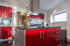Just Stay Wales – Meridian Quay Penthouses