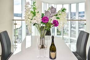 Just Stay Wales – Meridian Quay Penthouses