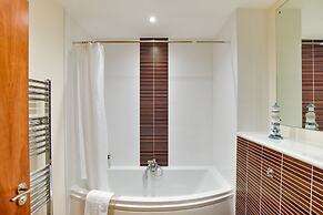 Just Stay Wales – Meridian Quay Penthouses