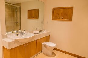 Just Stay Wales – Meridian Quay Penthouses