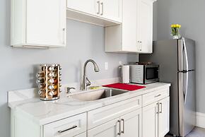 Large and Lovely 3 Bedroom Flat