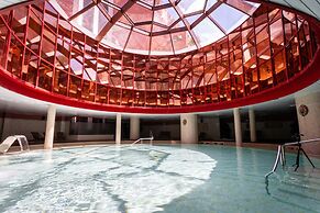 Holiday World VILLAGE Hotel