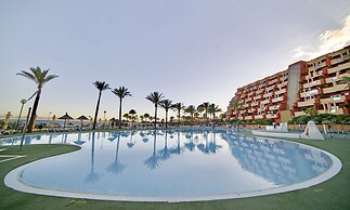 Holiday World VILLAGE Hotel