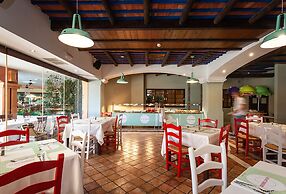 Holiday World VILLAGE Hotel