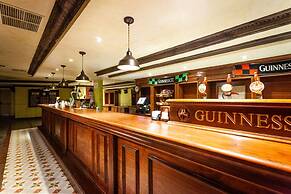 Holiday World VILLAGE Hotel